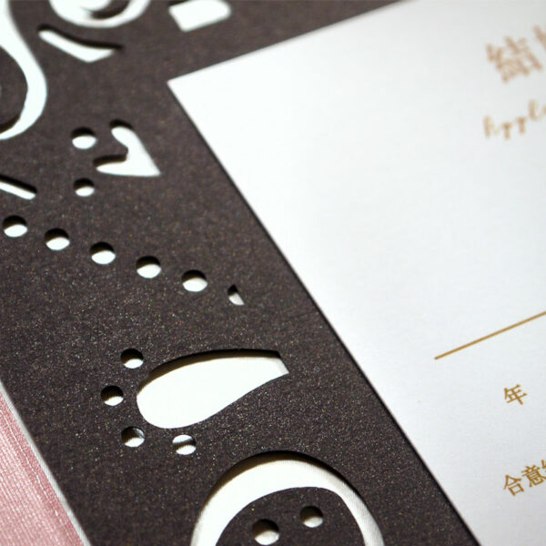 Alternative view of 閃耀黑卡-雷雕結婚書約