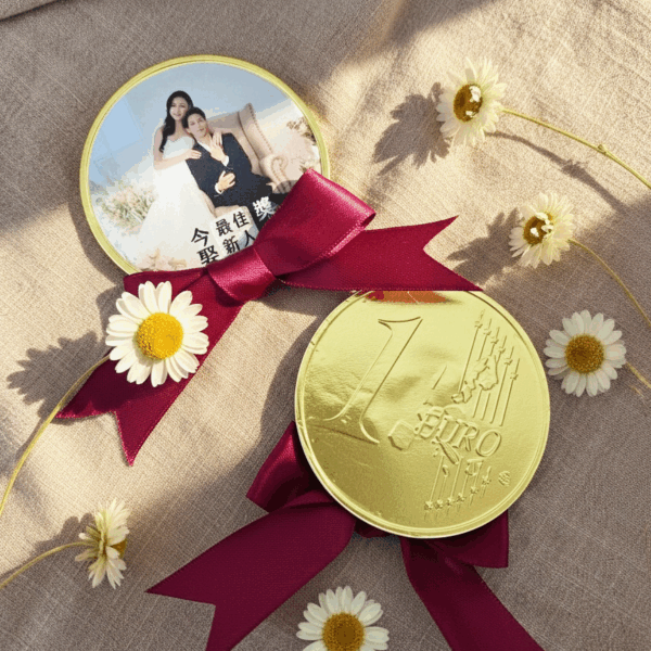 Alternative view of 今娶獎最佳新人- 創意婚禮小物, 似顏繪婚禮小物 (照片款)